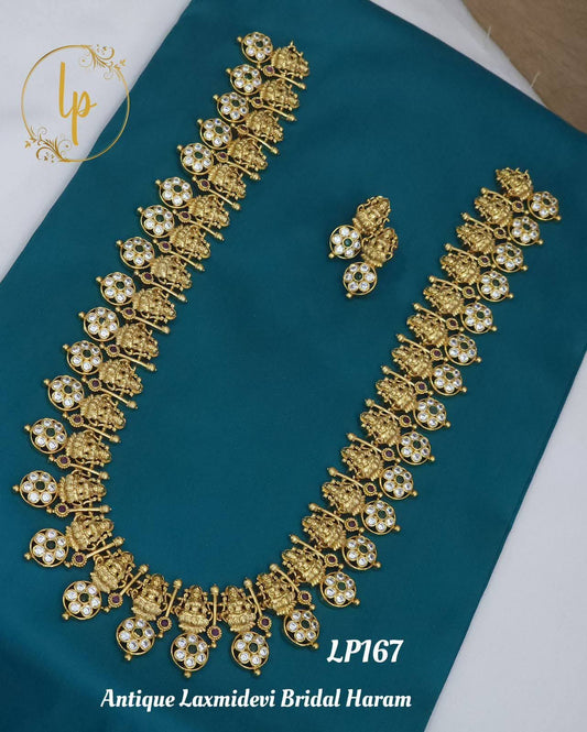 Shimmering Chic Jewellery Sets